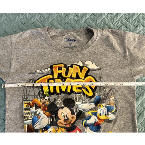 DISNEY WORLD FUN TIMES YOUTH GRAY SHORT SLEEVE CREW NECK T-SHIRT SIZE 8 MEDIUM - Picture 5 of 6